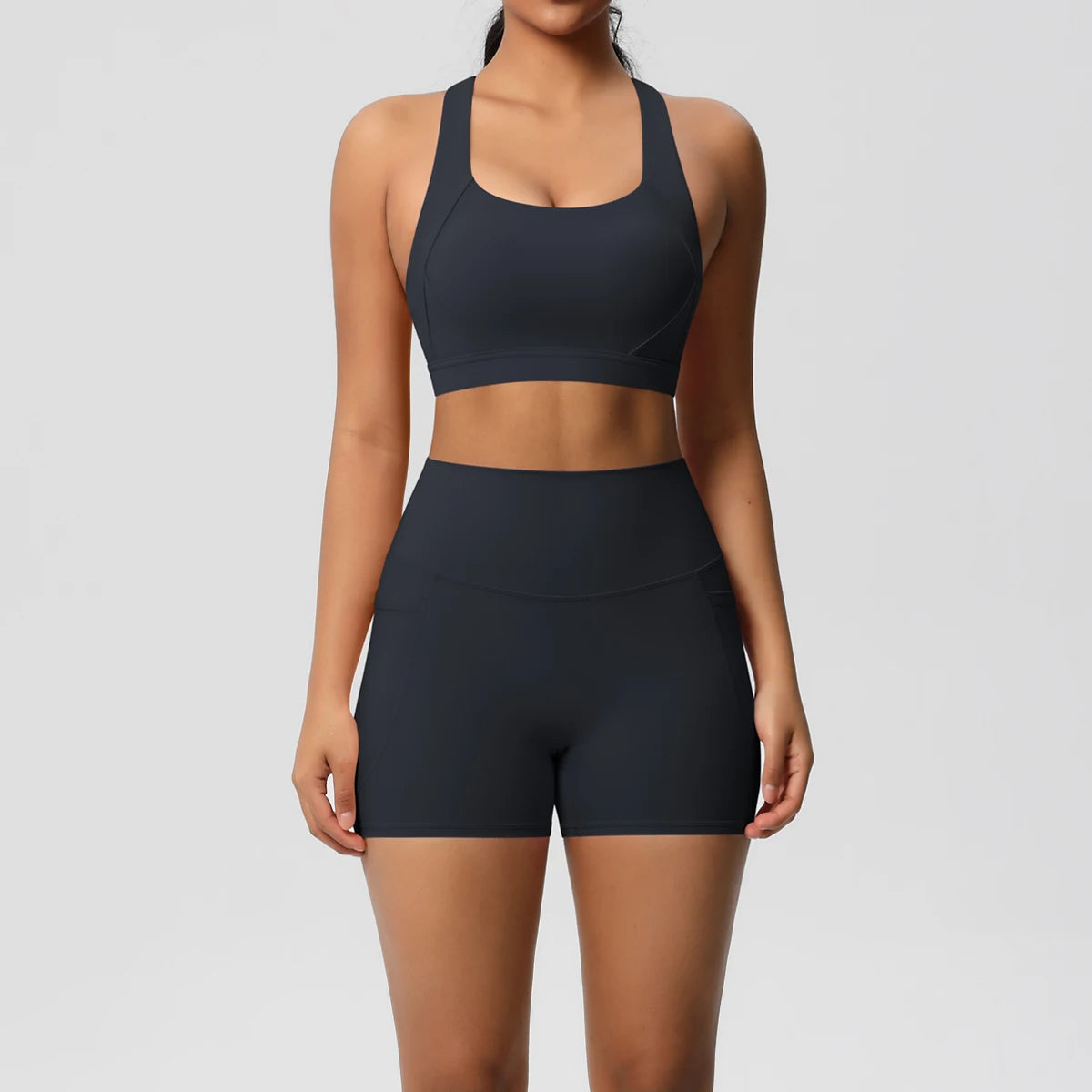 Ensemble de sport ZayaFit – Short taille haute & brassière croisée